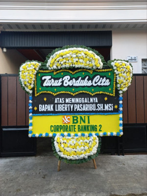 Papan Bunga Duka di Ampel